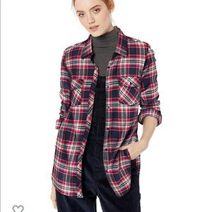 New with tags! Comfy flannel.